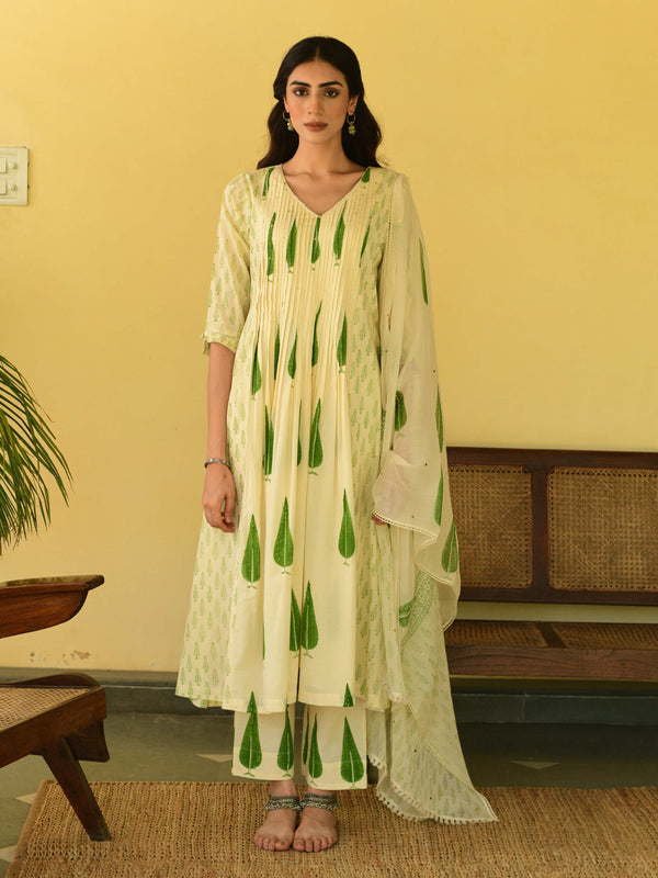 Sukoon green pintuck anarkali set