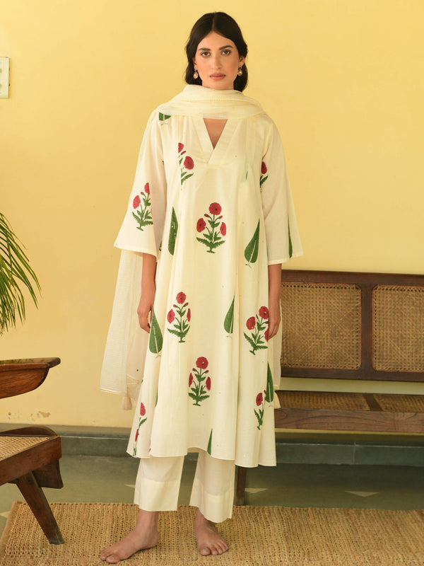 Sukoon red A-line kurta set